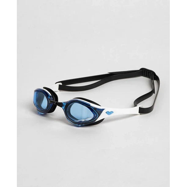 Arena Cobra Edge Swipe