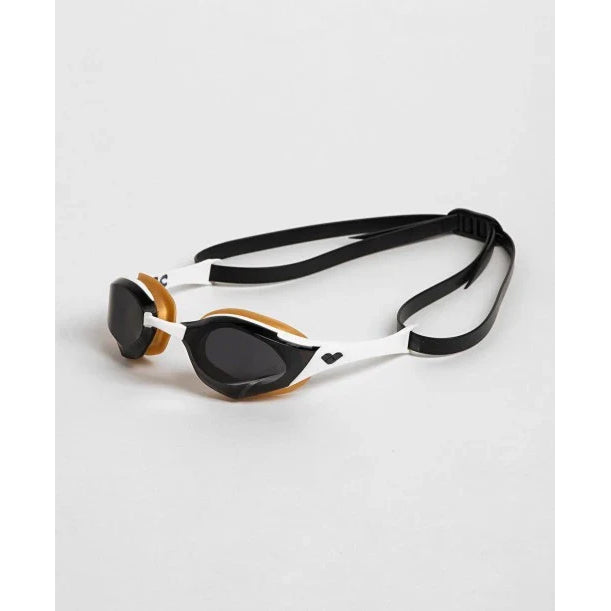 Arena Cobra Edge Swipe