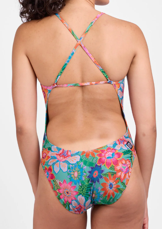 Jolyn Brandon2 One Piece - Pandora