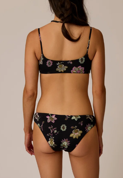 Carve Sanitas Reversible Bottom: Soltice