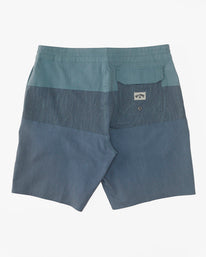 Billabong Tribong Lo Tide 19&quot; Boardshorts