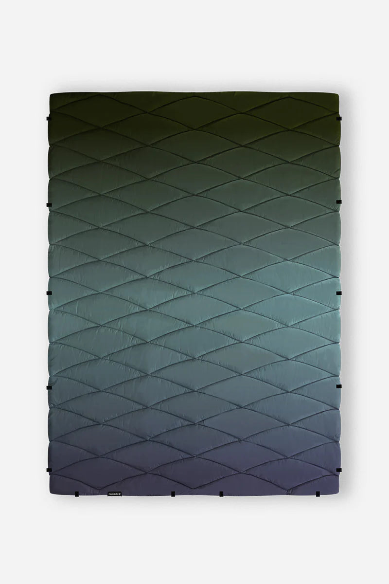 Nomadix Puffer Blanket
