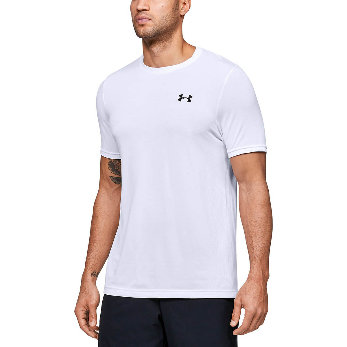Under Armour Men&#39;s HeatGear Flyweight T-Shirt Rashguard